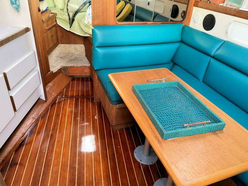 YABA DABA DOO 31ft Pursuit Yacht For Sale