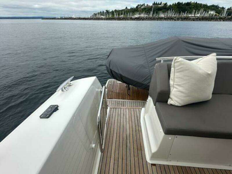 R  amp  R 41ft Prestige Yacht For Sale