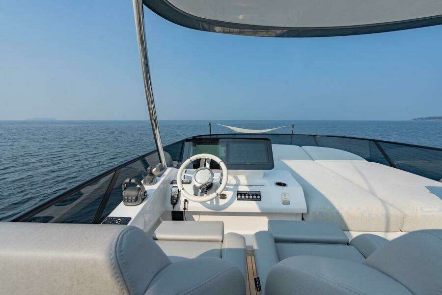 55ft Azimut Yacht For Sale