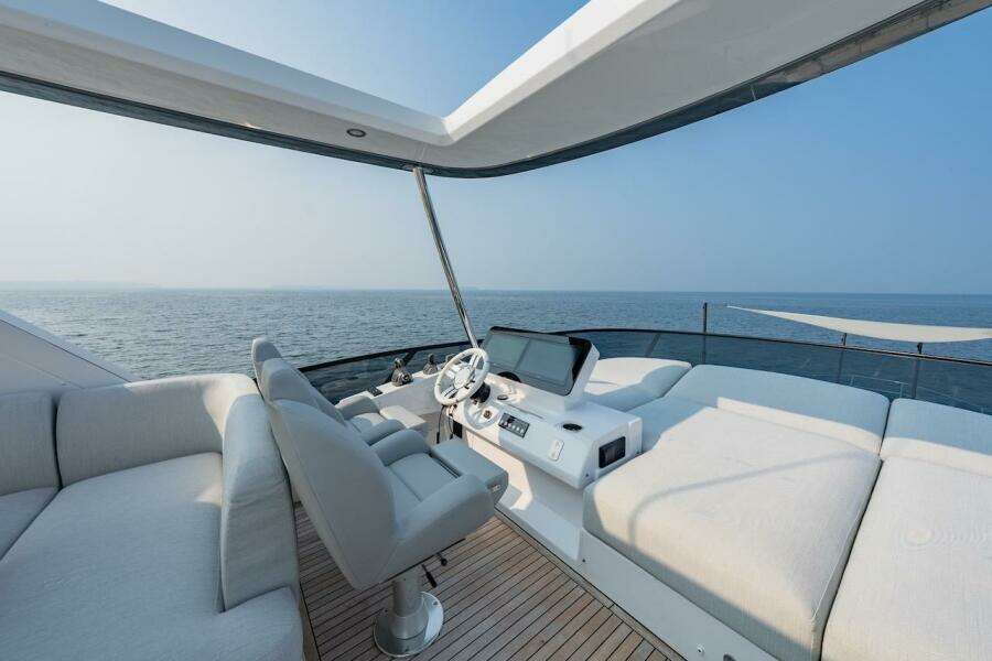 55ft Azimut Yacht For Sale