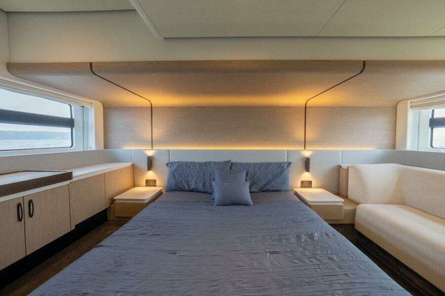 55ft Azimut Yacht For Sale