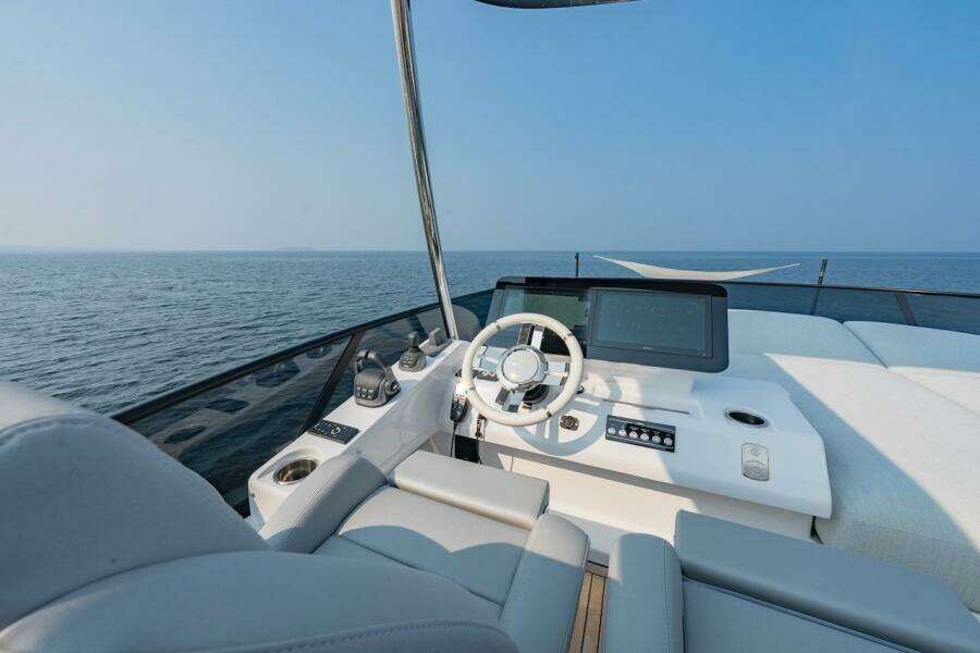 55ft Azimut Yacht For Sale