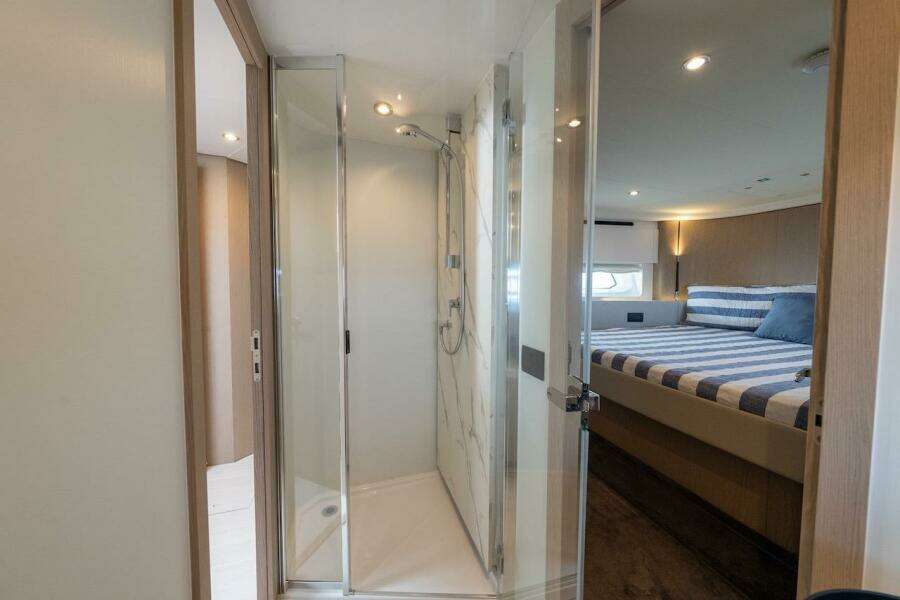 55ft Azimut Yacht For Sale