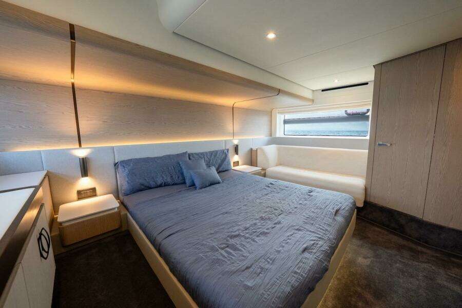 55ft Azimut Yacht For Sale