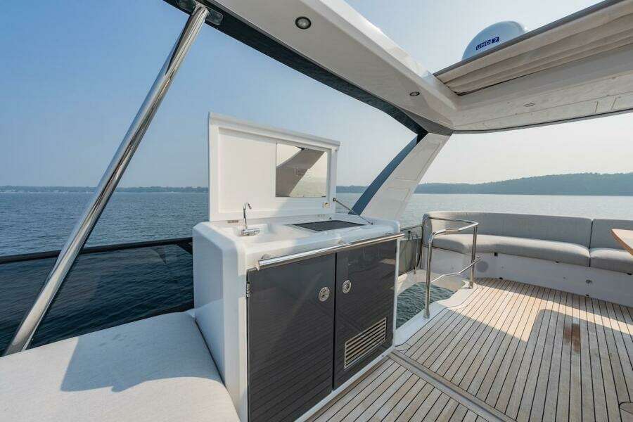 55ft Azimut Yacht For Sale