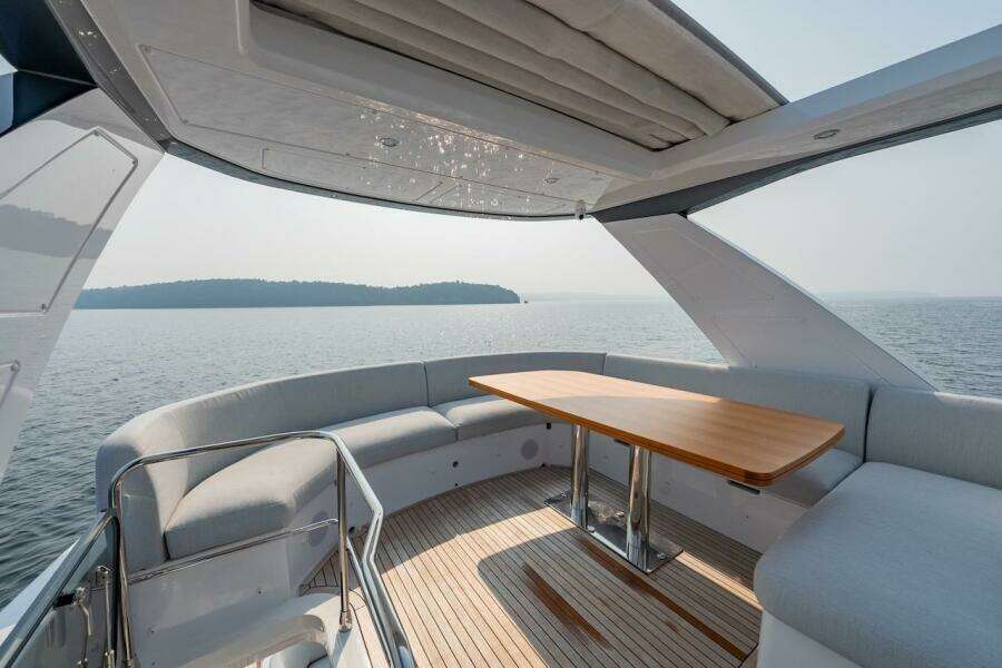 55ft Azimut Yacht For Sale