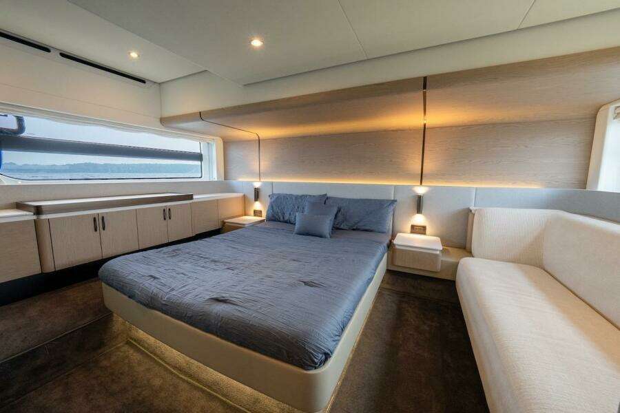 55ft Azimut Yacht For Sale