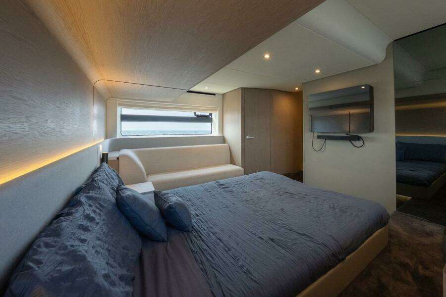 55ft Azimut Yacht For Sale