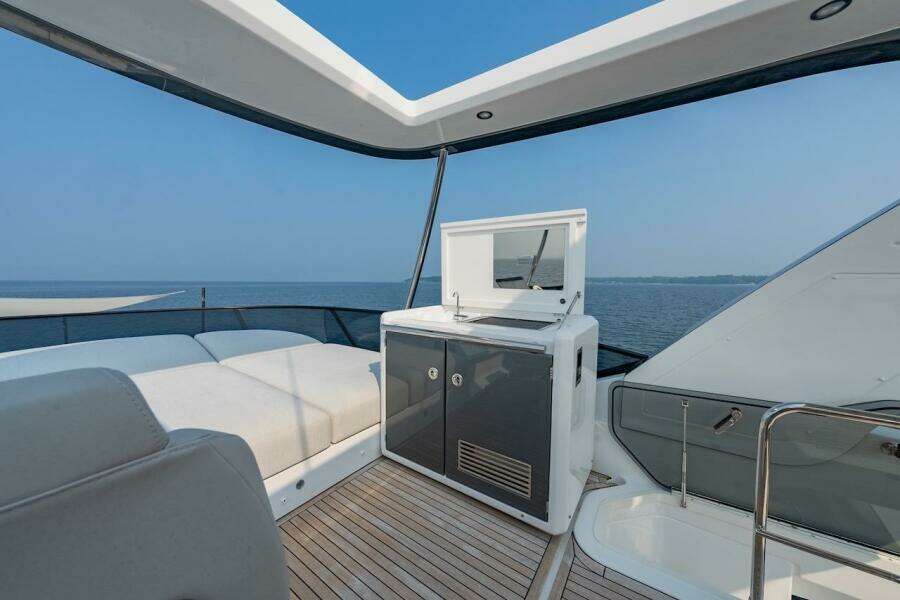 55ft Azimut Yacht For Sale
