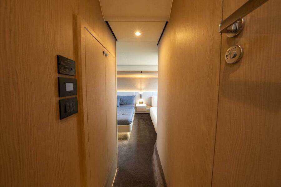 55ft Azimut Yacht For Sale