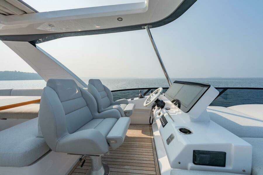55ft Azimut Yacht For Sale