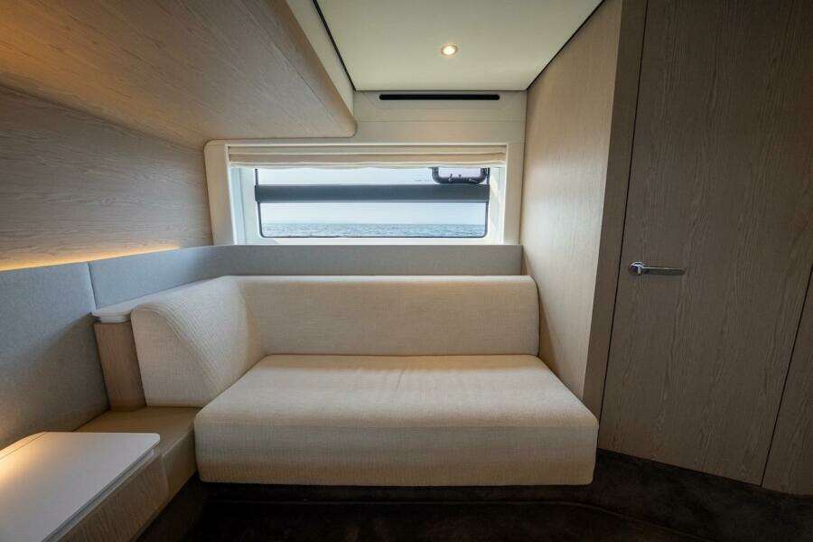 55ft Azimut Yacht For Sale