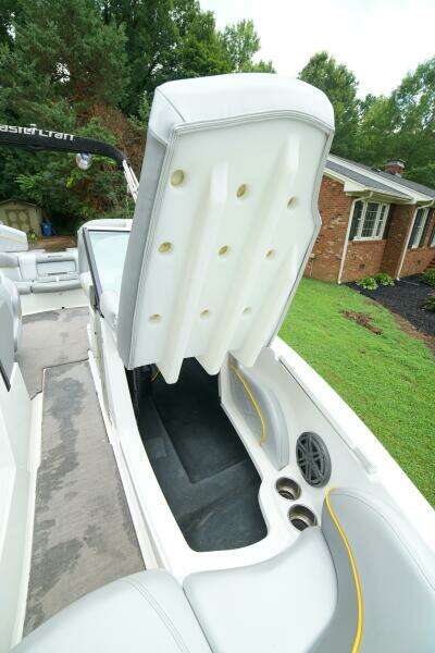 22ft Mastercraft Yacht For Sale