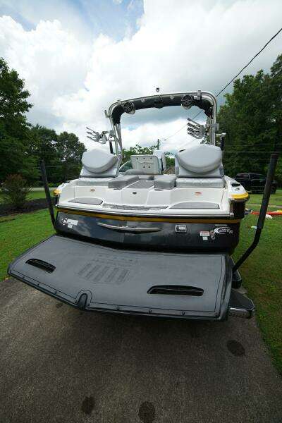 22ft Mastercraft Yacht For Sale