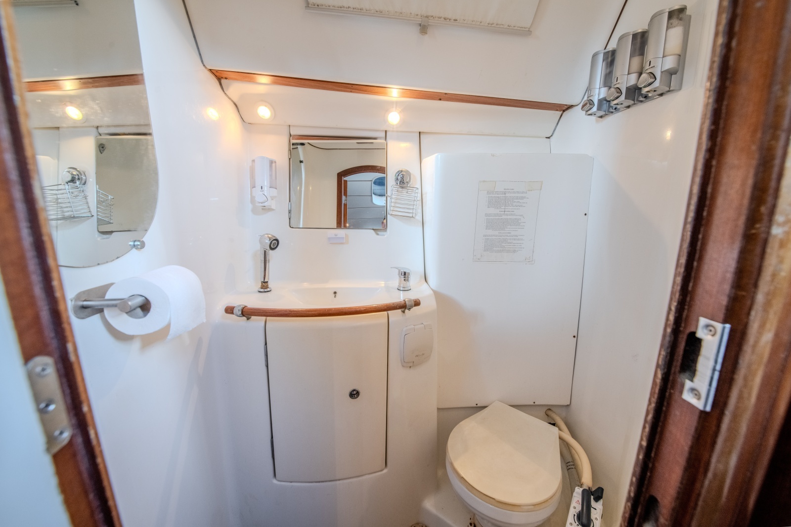 City Dogs 39ft Beneteau Yacht For Sale