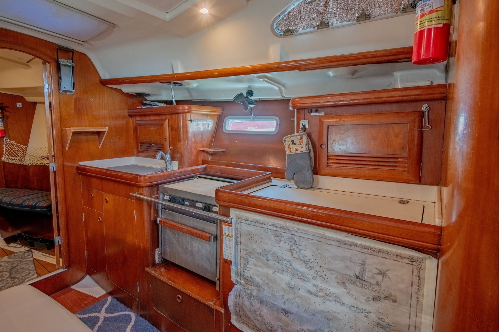 City Dogs 39ft Beneteau Yacht For Sale