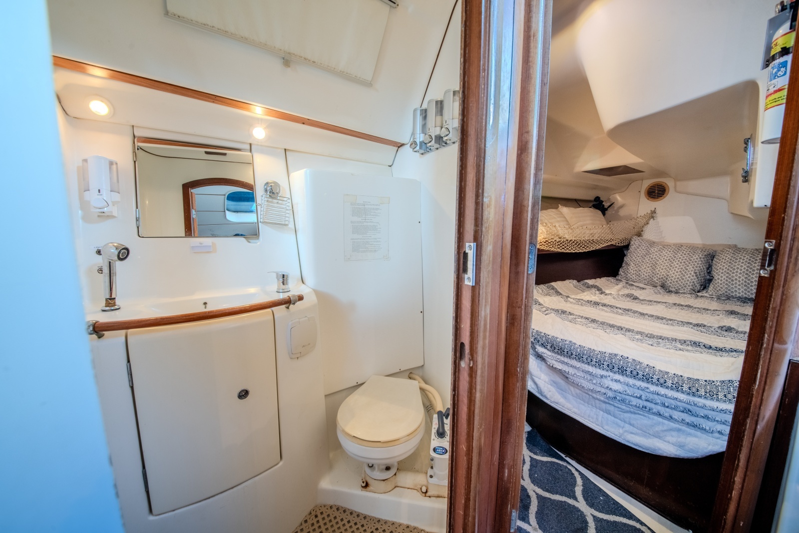 City Dogs 39ft Beneteau Yacht For Sale