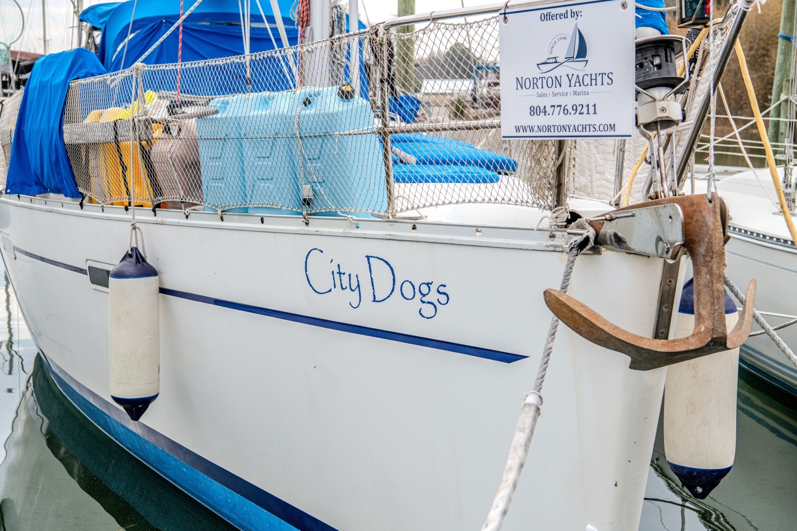 City Dogs 39ft Beneteau Yacht For Sale
