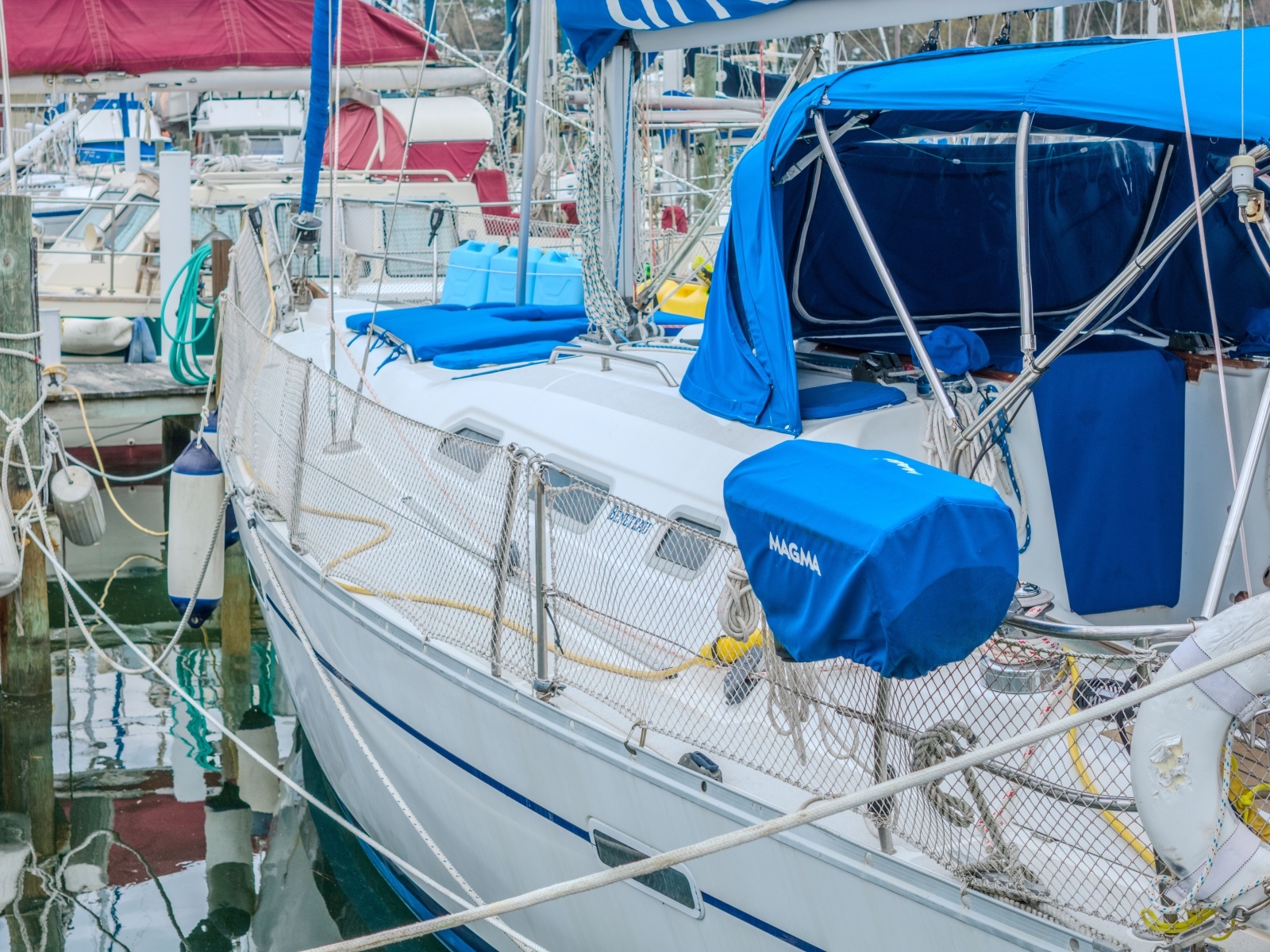 City Dogs 39ft Beneteau Yacht For Sale