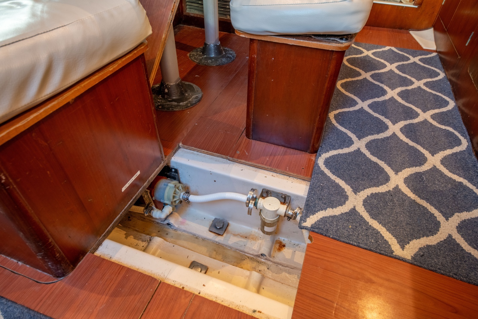 City Dogs 39ft Beneteau Yacht For Sale