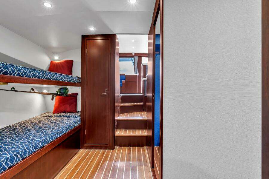 SLIGO 42ft Henriques Yacht For Sale SLIGO 42ft Henriques Yacht For Sale