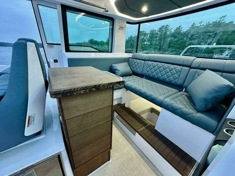 37ft Axopar Yacht For Sale