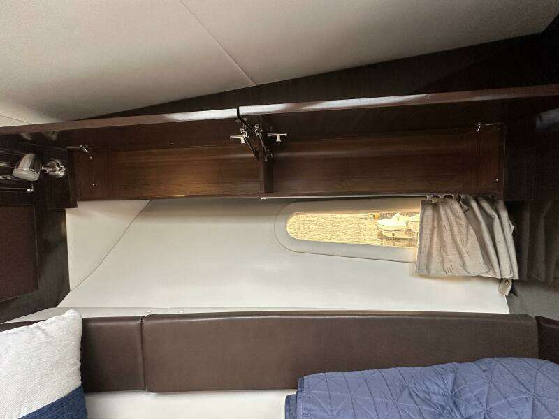 31ft Sea Ray Yacht For Sale