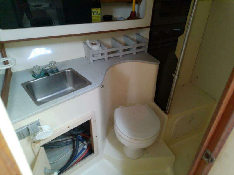 Dream Catcher 31ft Albin Yacht For Sale