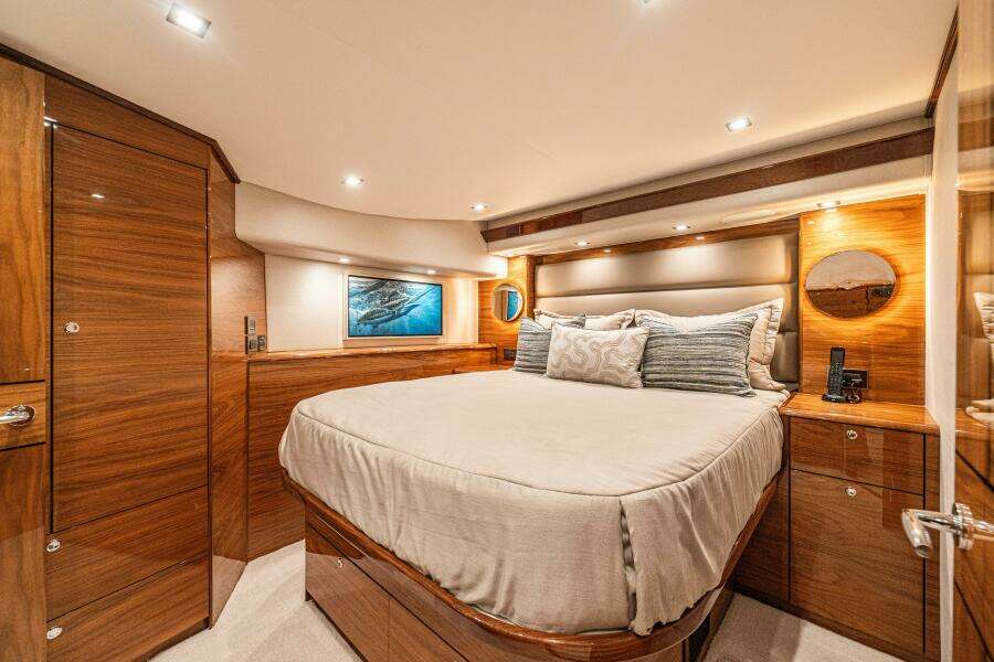 64 Viking Convertible Master Stateroom