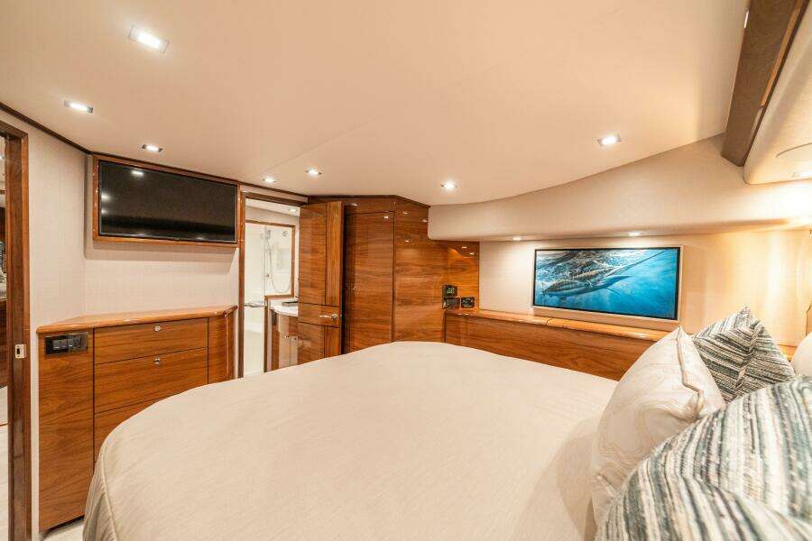 64 Viking Convertible Master Stateroom