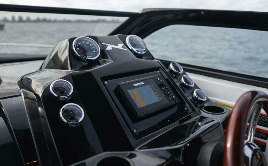 29ft NX Boats Yacht For Sale