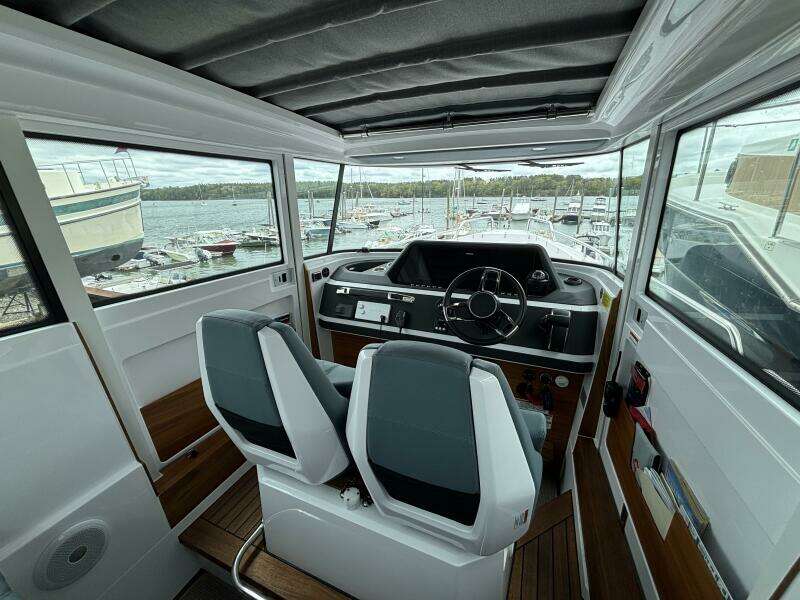 JUST US 28ft Axopar Yacht For Sale