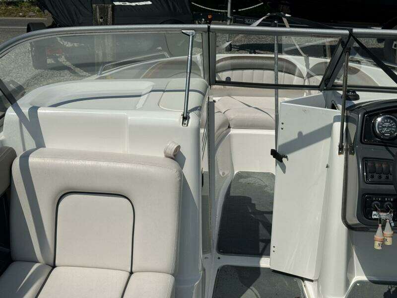 23ft Yamaha Boats Yacht For Sale