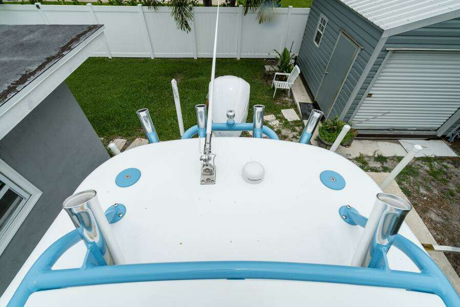 24ft Everglades Yacht For Sale