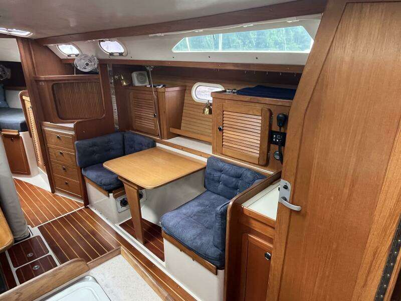 Tish 36ft Catalina Yacht For Sale