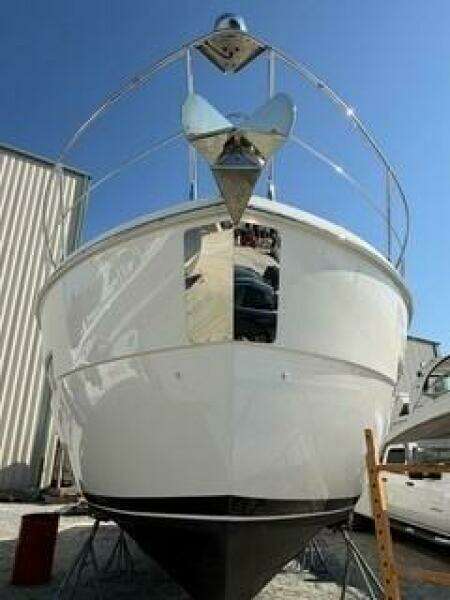 MJM Grand  36ft Carver Yacht For Sale MJM Grand  36ft Carver Yacht For Sale