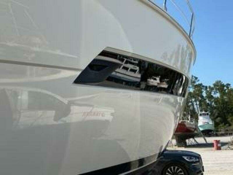 MJM Grand  36ft Carver Yacht For Sale MJM Grand  36ft Carver Yacht For Sale