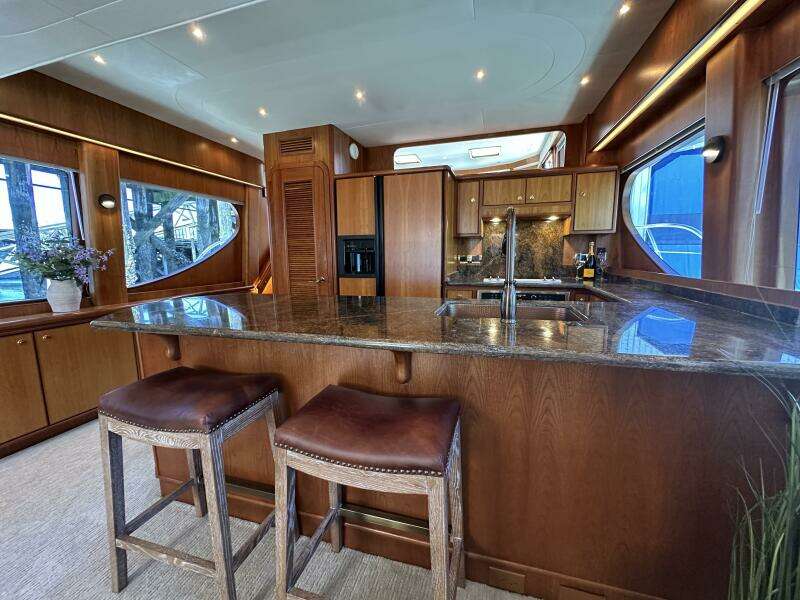 Safari 66ft Symbol Yacht For Sale