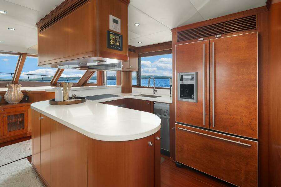 ESTANCIA 80ft Ocean Alexander Yacht For Sale