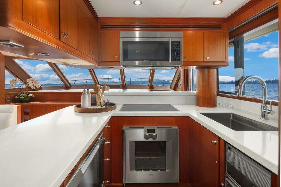 ESTANCIA 80ft Ocean Alexander Yacht For Sale