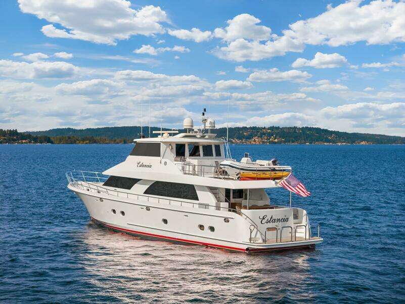 ESTANCIA 80ft Ocean Alexander Yacht For Sale