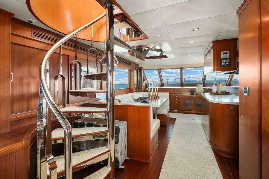 ESTANCIA 80ft Ocean Alexander Yacht For Sale