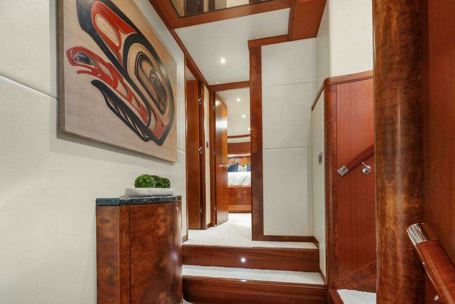 ESTANCIA 80ft Ocean Alexander Yacht For Sale