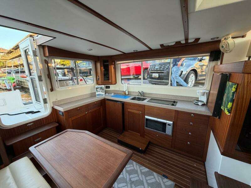 Blue Heron 34ft Nordic Tugs Yacht For Sale Blue Heron 34ft Nordic Tugs Yacht For Sale