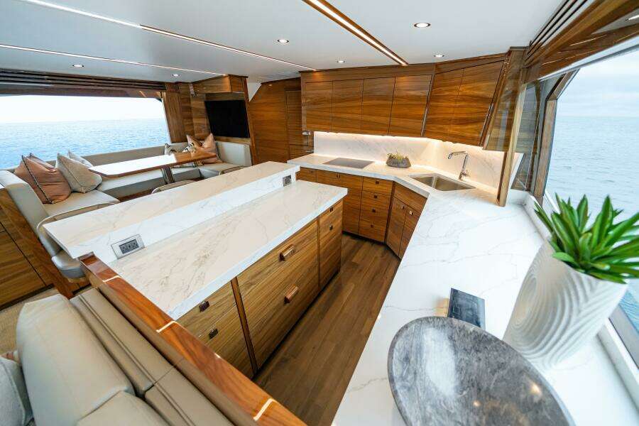 Viking 74 Convertible