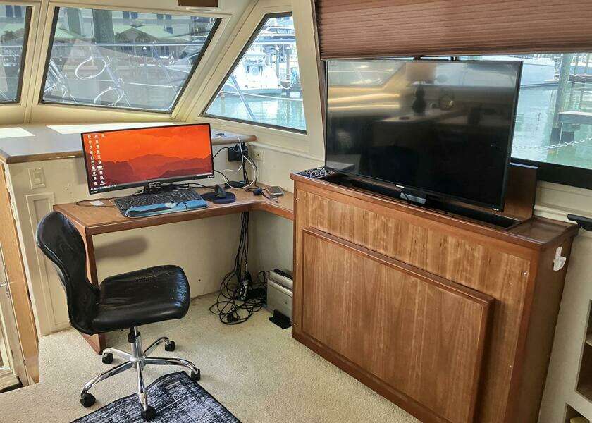 New Mooon 42ft Hatteras Yacht For Sale