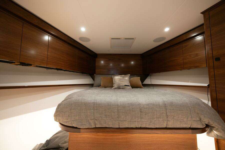 2025 82 Viking Convertible Boujie VIP Stateroom (1)