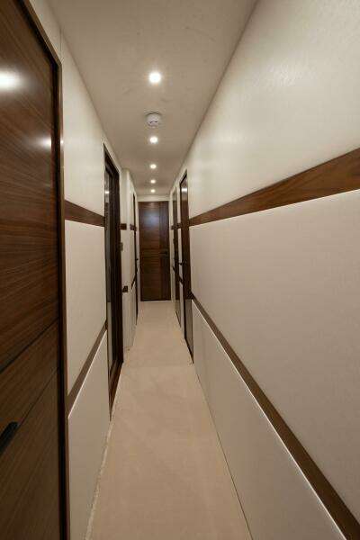 2025 82 Viking Convertible Boujie Companionway