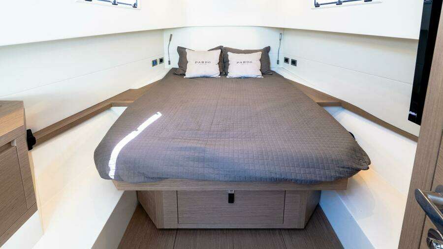 38ft Pardo Yachts Yacht For Sale