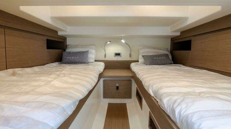 38ft Pardo Yachts Yacht For Sale